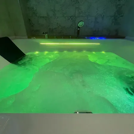 Daire Zazrak Wellness
