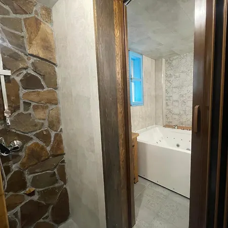 Zazrak Wellness Daire Banská Štiavnica